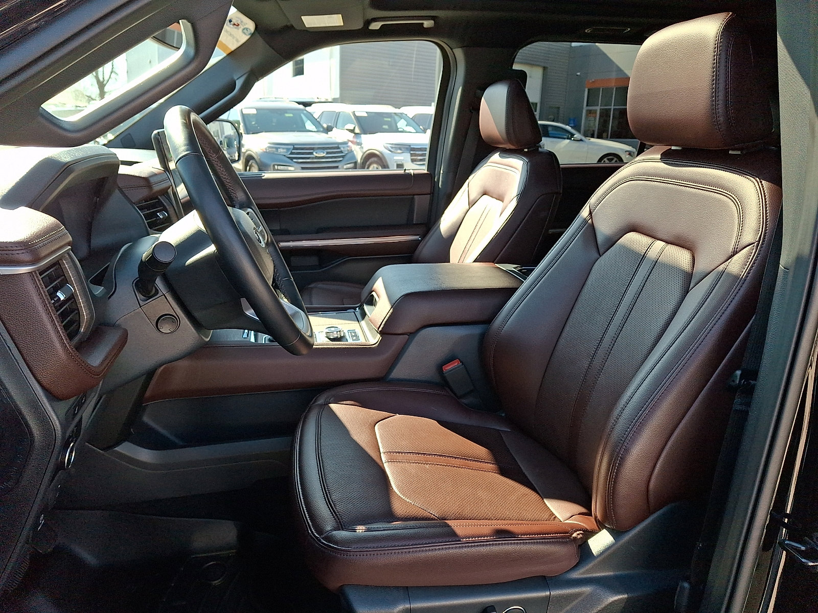 Certified 2024 Ford Expedition Limited image 16