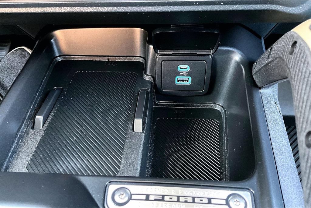 Certified 2025 Ford Bronco Badlands AWD/4WD image 32