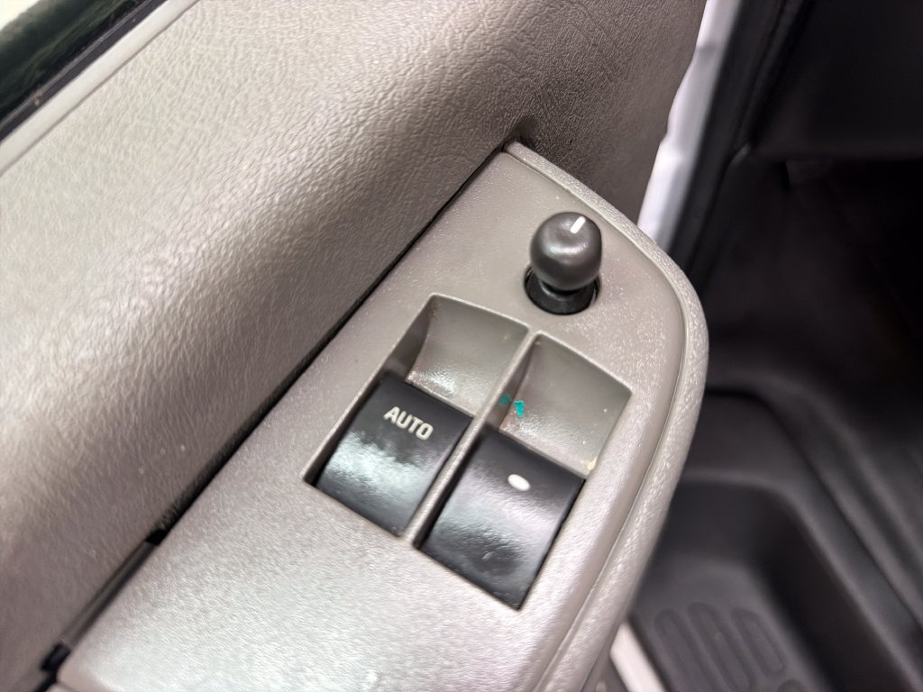 Used 2025 GMC Savana 2500 w/ Driver Convenience Package RWD image 17