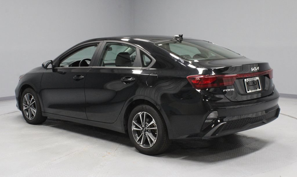 Used 2024 Kia Forte LXS FWD image 8