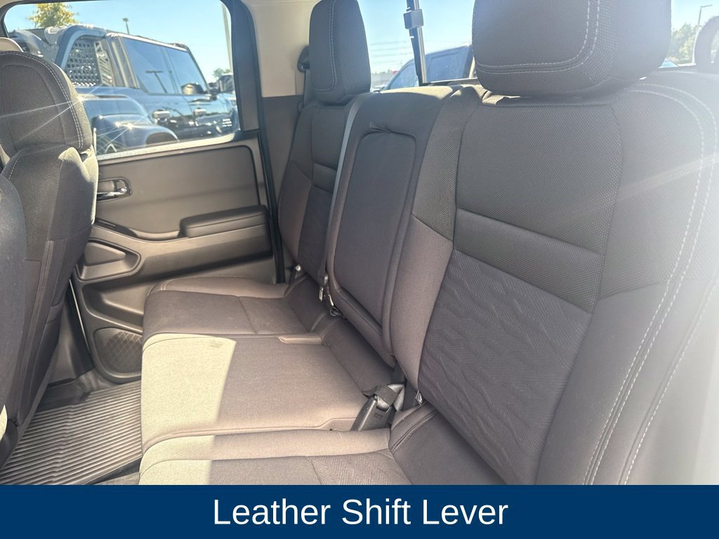 Used 2022 Nissan Frontier SV RWD image 27