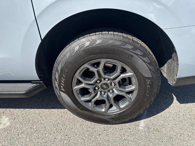 Certified 2025 Ford Expedition Max Active RWD image 9