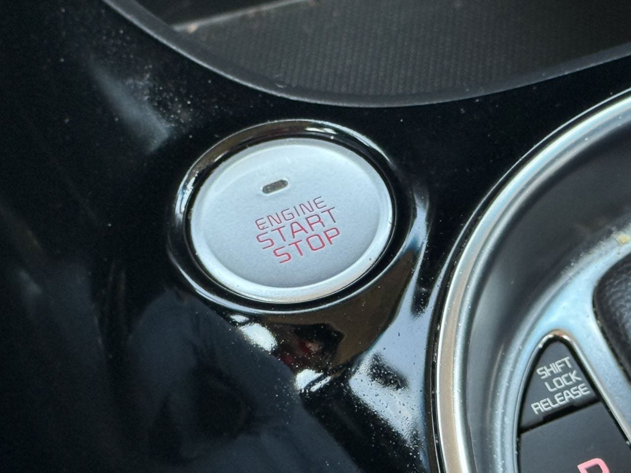 Used 2018 Kia Soul ! FWD image 21