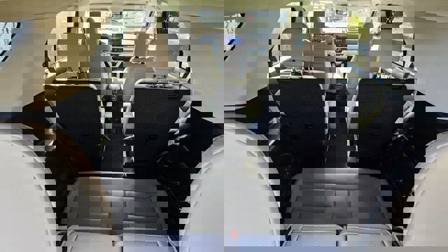 Certified 2025 Ford Explorer Active w/ Active Comfort Package image 19