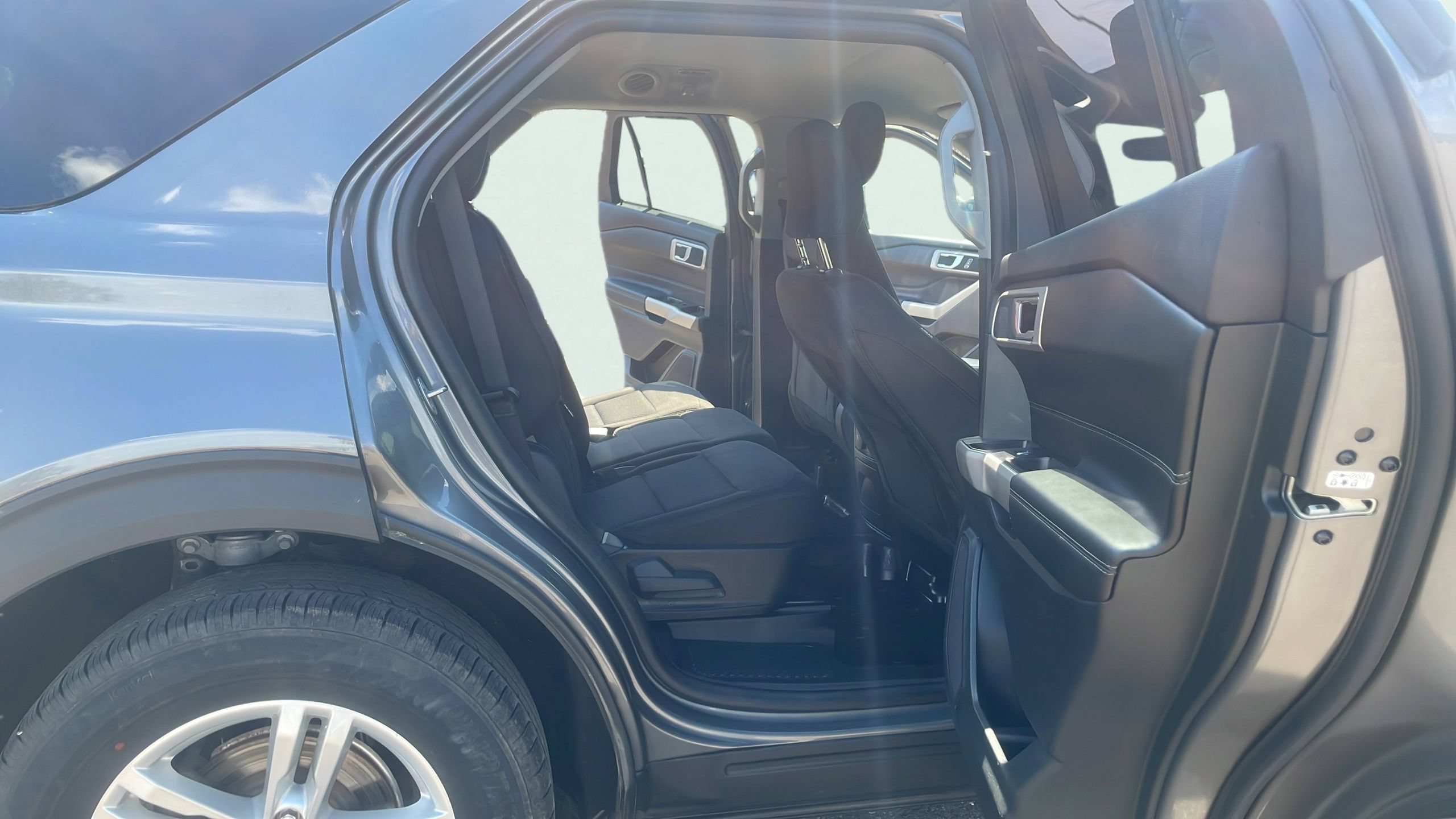 Certified 2023 Ford Explorer XLT AWD/4WD image 16