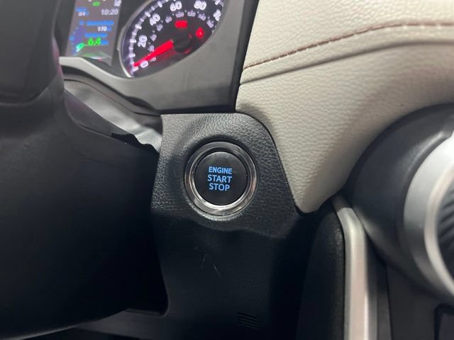 Used 2022 Toyota RAV4 XLE AWD/4WD image 51