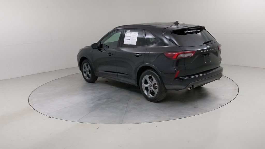 Certified 2024 Ford Escape ST-Line w/ Tech Pack #1 AWD/4WD image 17