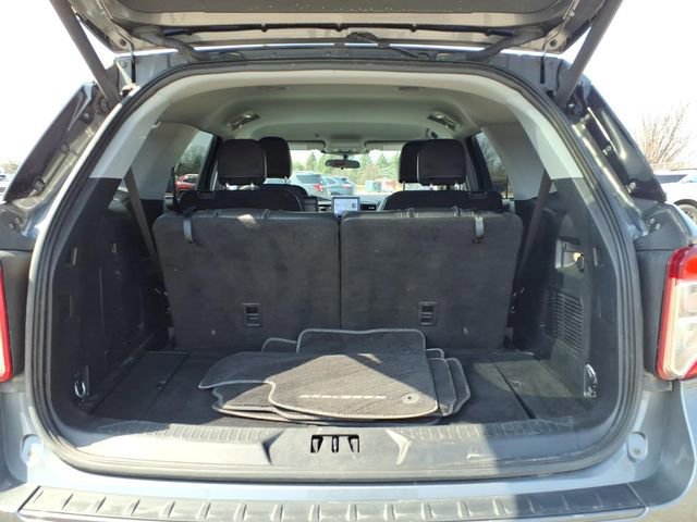 Certified 2023 Ford Explorer XLT w/ Equipment Group 202A image 9