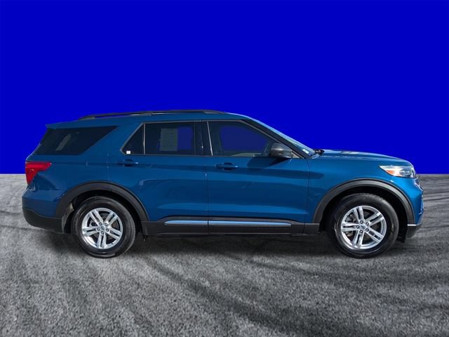 Certified 2020 Ford Explorer XLT w/ Equipment Group 202A RWD image 3