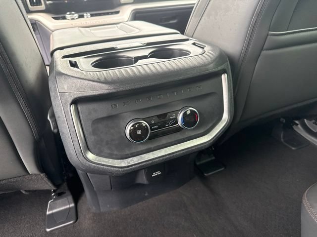 Certified 2025 Ford Expedition Active AWD/4WD image 29