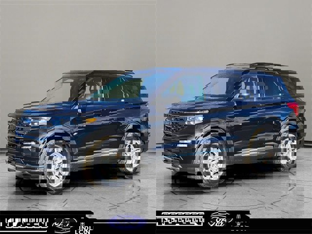 Certified 2022 Ford Explorer XLT w/ Equipment Group 202A