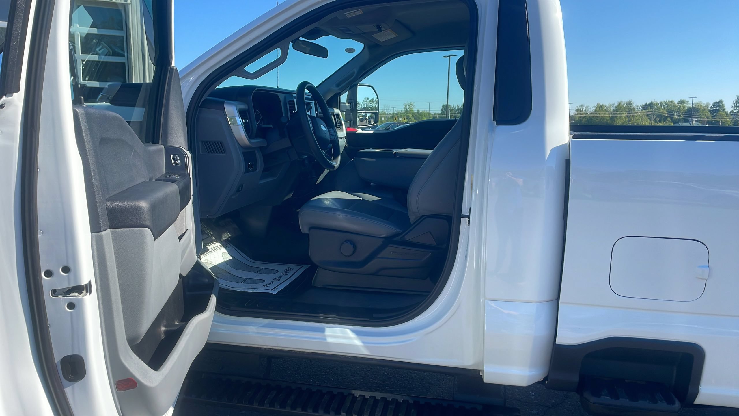Certified 2025 Ford F350 XL w/ XL Off-Road Package AWD/4WD image 35