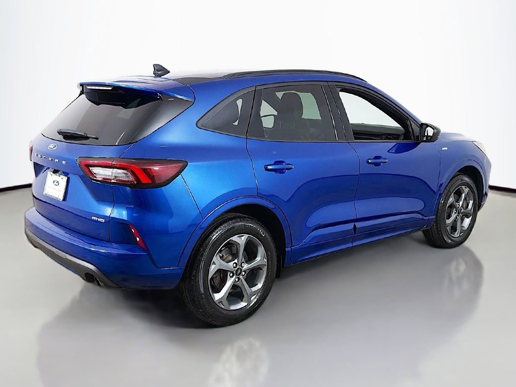 Certified 2023 Ford Escape ST-Line image 8