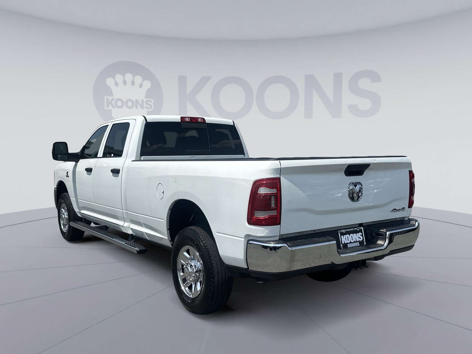 Used 2024 RAM 2500 Tradesman w/ Chrome Appearance Group AWD/4WD image 14