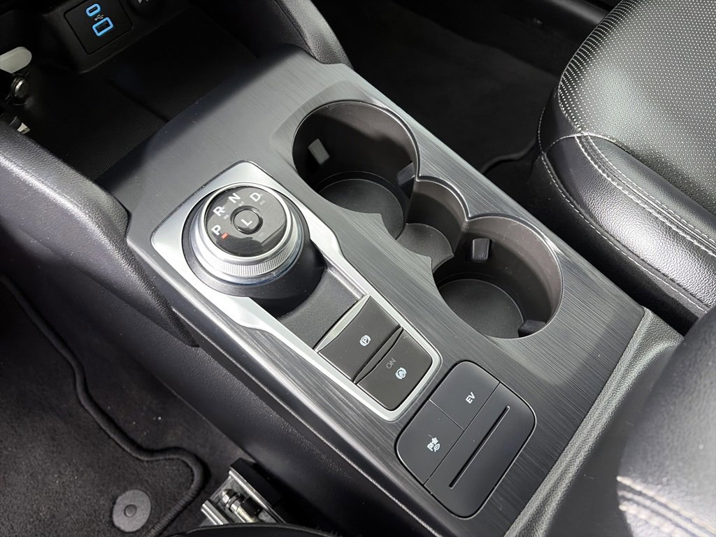 Certified 2022 Ford Escape SEL w/ Class II Trailer Tow Package image 22