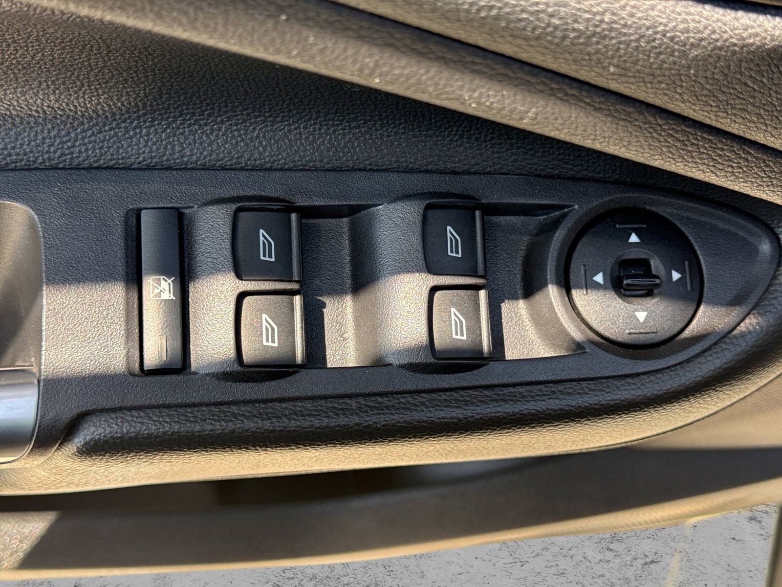 Certified 2018 Ford Escape SEL AWD/4WD image 18