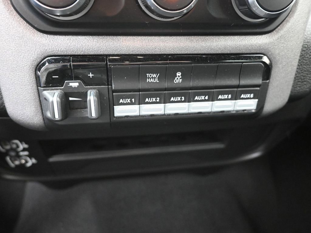 Used 2022 RAM 2500 Tradesman image 31