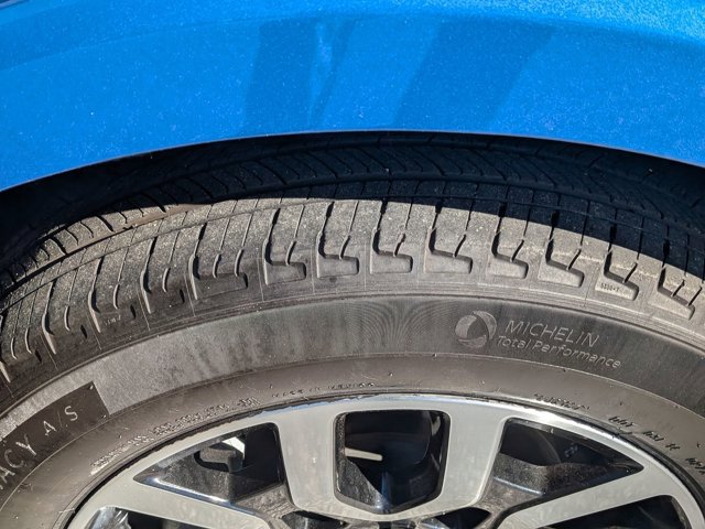 Certified 2022 Ford Maverick Lariat w/ Lariat Luxury Package image 13