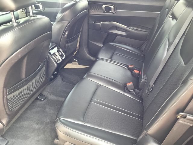 Used 2022 Kia Sorento S FWD image 12
