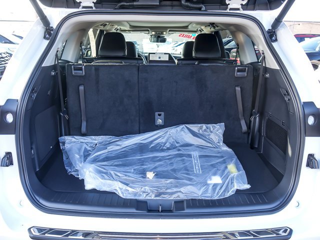 Used 2026 Toyota Highlander Limited AWD/4WD image 26