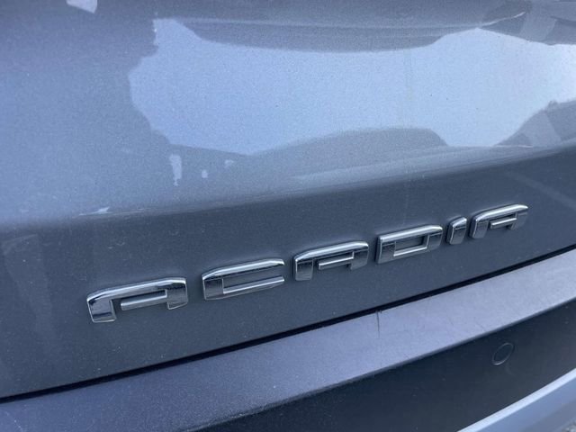 Used 2023 GMC Acadia SLE w/ Driver Convenience Package image 6