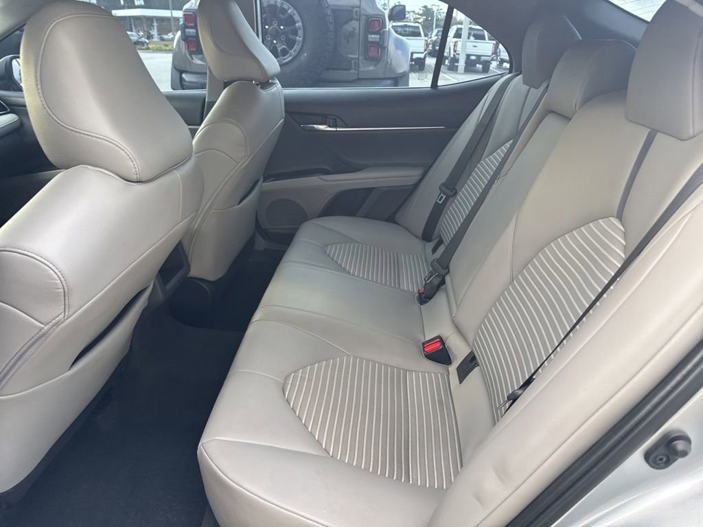 Used 2022 Toyota Camry SE image 24