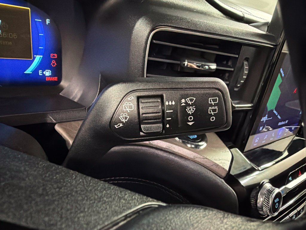 Certified 2023 Ford Explorer Platinum w/ Technology Package AWD/4WD image 22