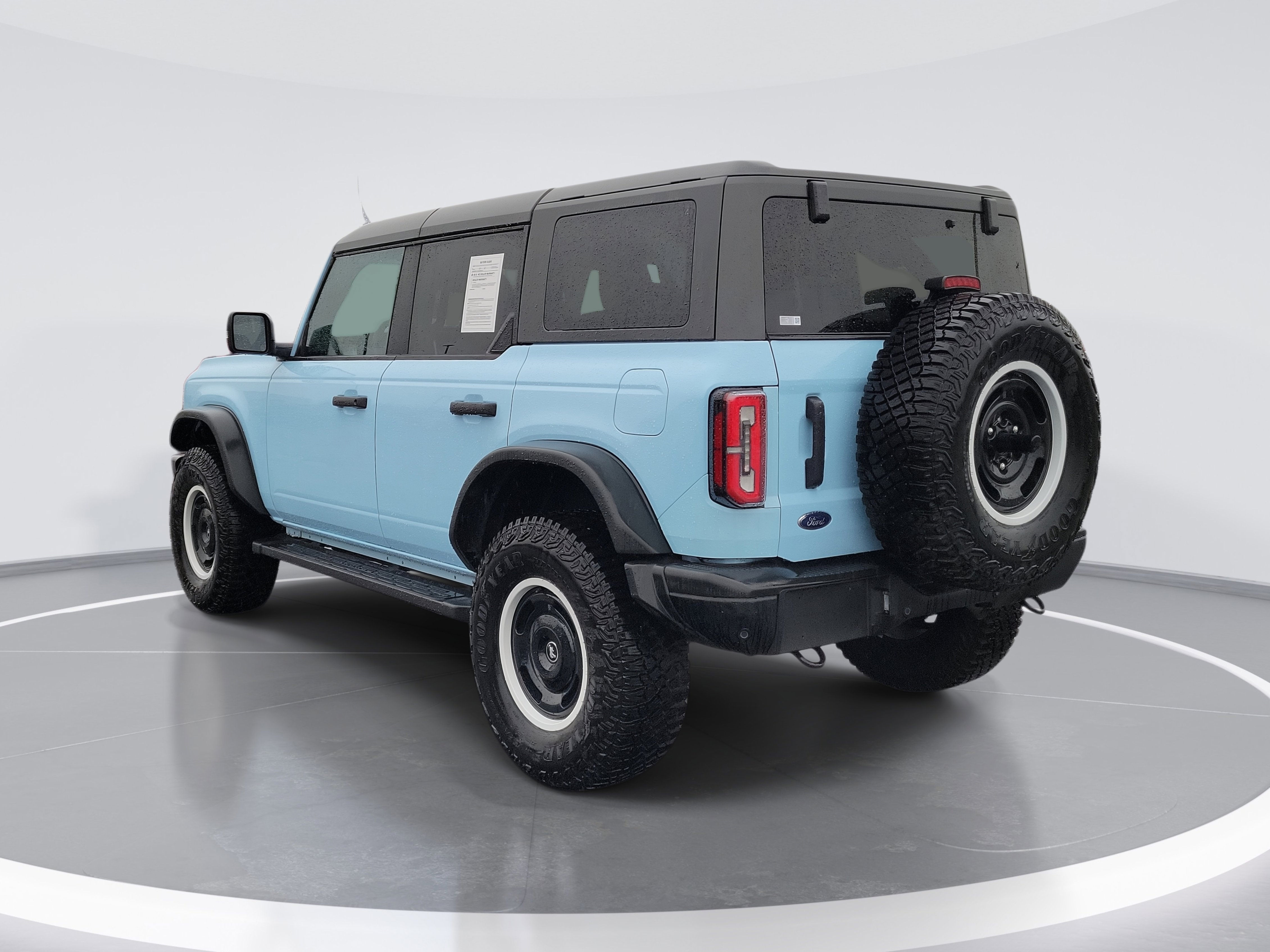 Certified 2023 Ford Bronco Heritage Edition image 4