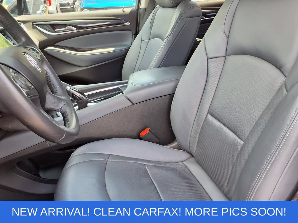 Used 2020 Buick Enclave Essence w/ Sport Touring Edition FWD image 3