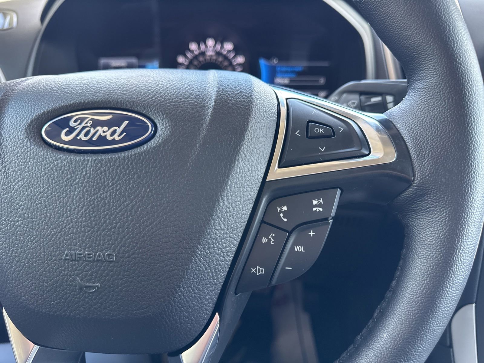 Certified 2024 Ford Edge SEL w/ Convenience Package AWD/4WD image 29