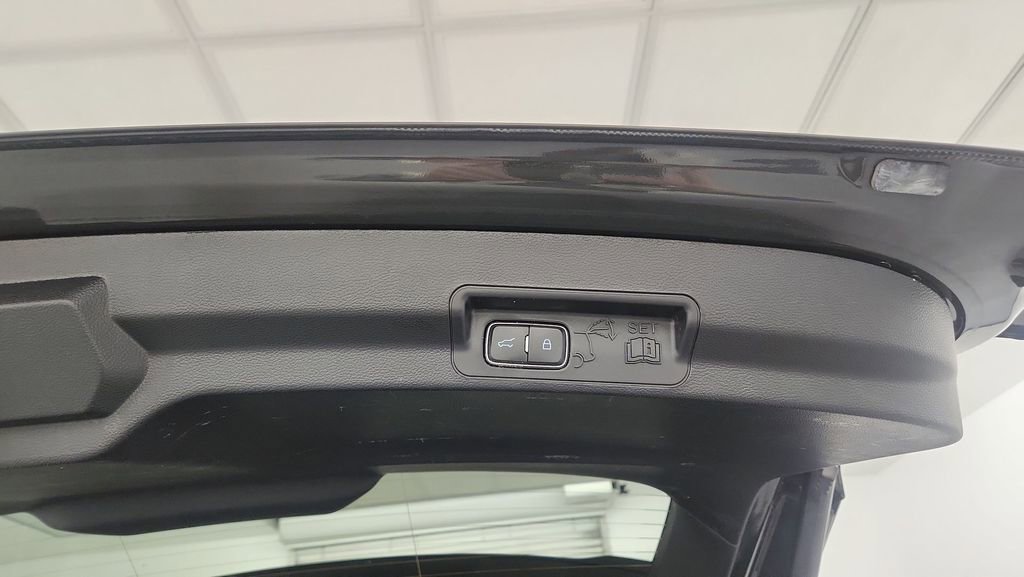 Certified 2023 Ford Explorer XLT w/ Equipment Group 202A image 24