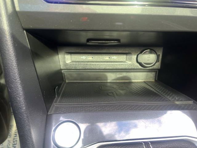 Used 2024 Volkswagen Tiguan SE R-Line AWD/4WD image 31