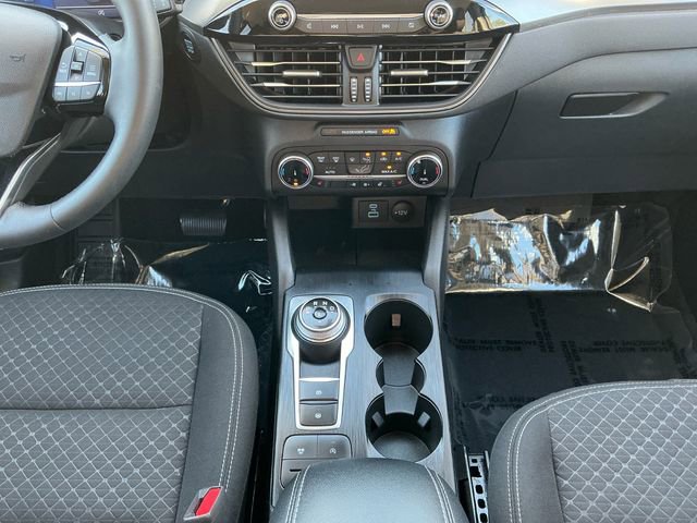 Certified 2023 Ford Escape Active AWD/4WD image 15