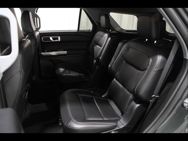 Certified 2023 Ford Explorer XLT w/ Equipment Group 202A AWD/4WD image 17