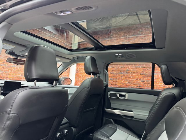 Certified 2022 Ford Explorer XLT w/ Equipment Group 202A image 26