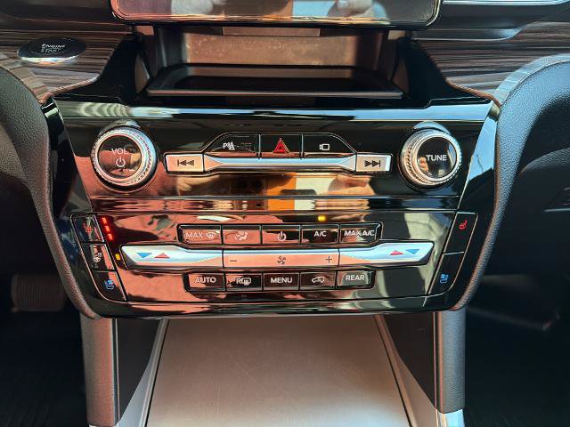 Certified 2023 Ford Explorer Limited AWD/4WD image 27