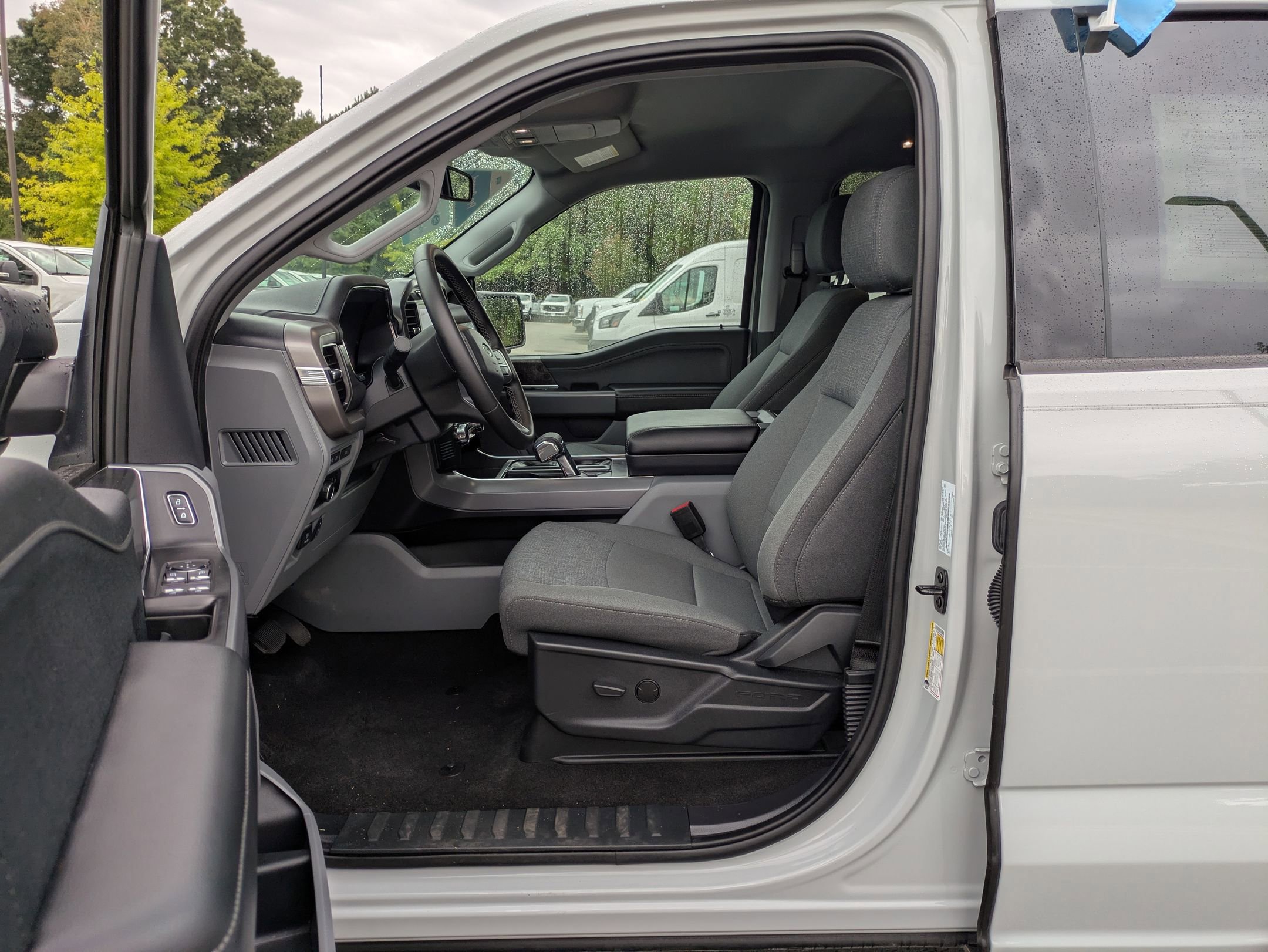 Certified 2024 Ford F150 Lightning XLT image 15