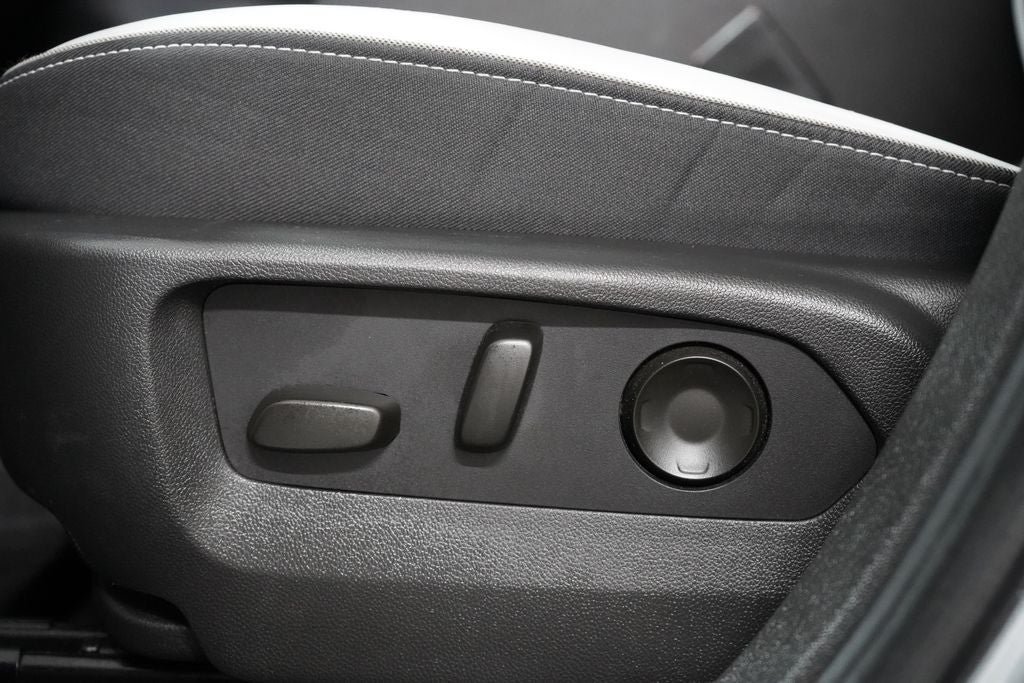 Used 2024 Buick Envision Sport Touring AWD/4WD image 14
