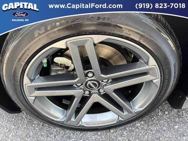 Used 2024 Nissan Z Sport w/ Floor Mat Package RWD image 13