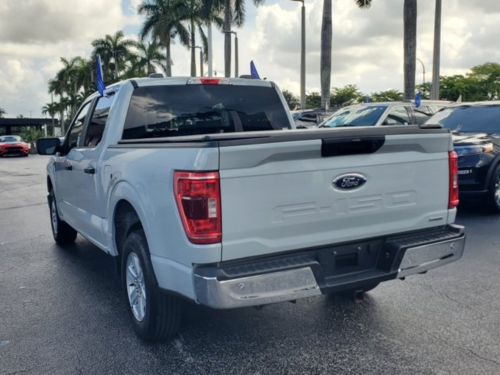 Certified 2023 Ford F150 XLT w/ Trailer Tow Package RWD image 5