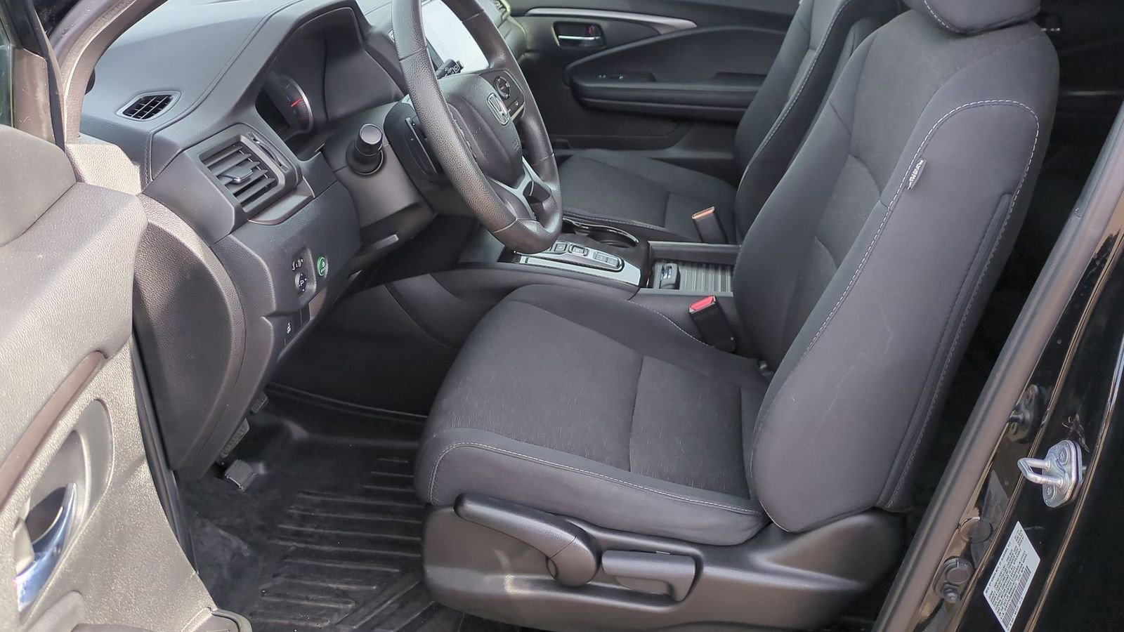 Used 2021 Honda Passport Sport image 15