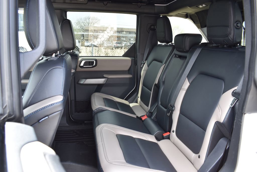Certified 2023 Ford Bronco Wildtrak image 8
