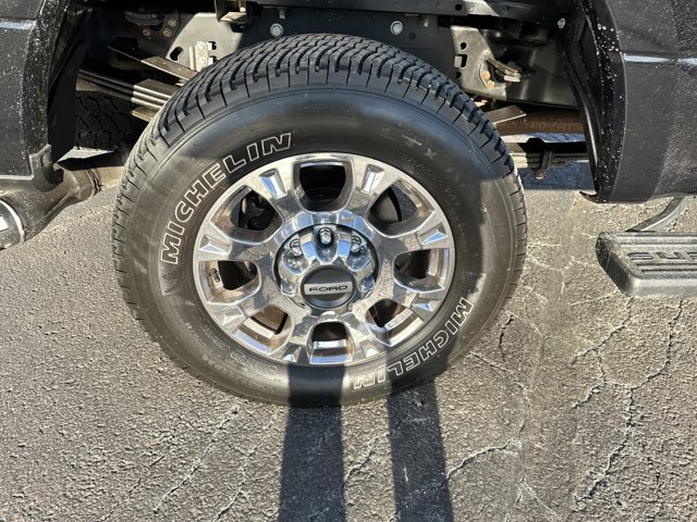 Certified 2021 Ford F250 Lariat w/ Lariat Ultimate Package AWD/4WD image 11