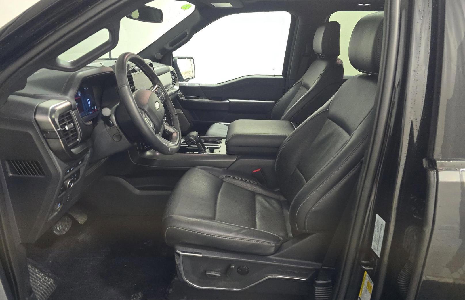 Certified 2024 Ford F150 Lariat image 9