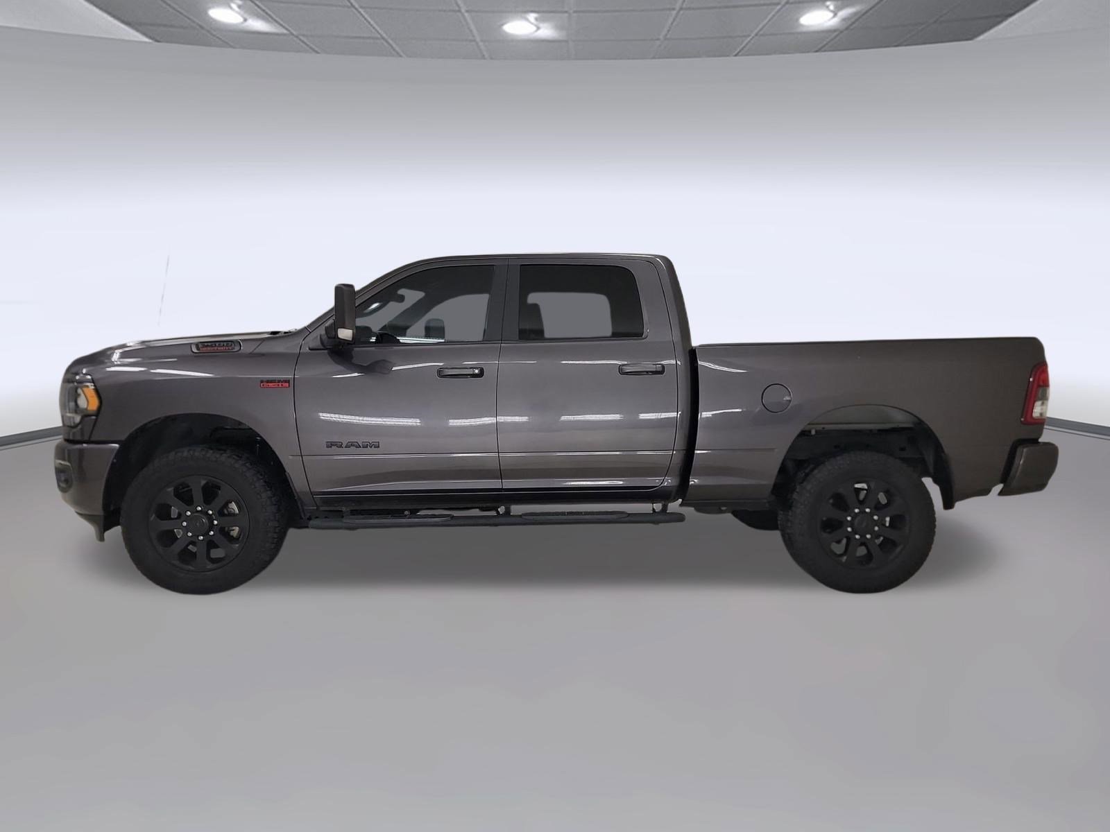 Used 2020 RAM 2500 Lone Star w/ Night Edition AWD/4WD image 2