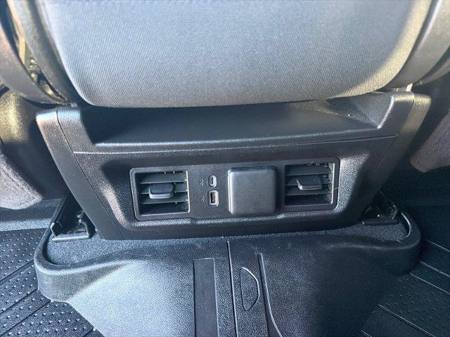 Used 2025 Chevrolet Silverado 1500 LT w/ Protection Package AWD/4WD image 35