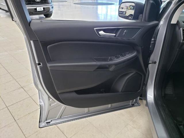 Certified 2024 Ford Edge SE AWD/4WD image 11