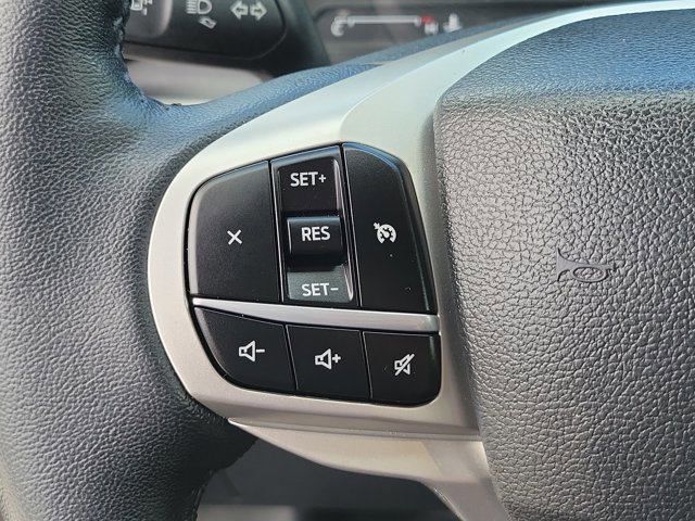 Certified 2022 Ford Explorer XLT w/ Equipment Group 202A image 26