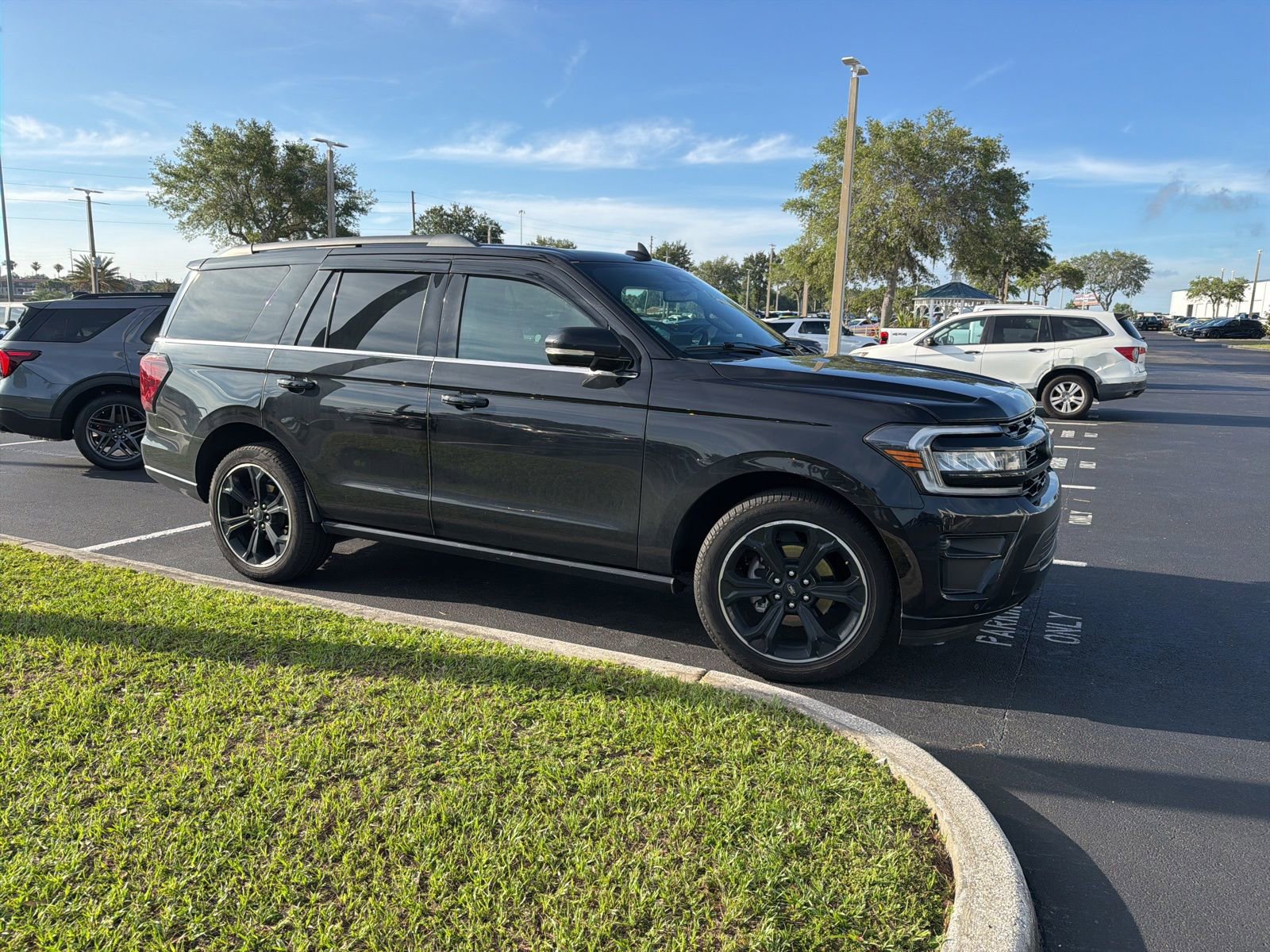 Certified 2024 Ford Expedition Limited RWD 360° Tour