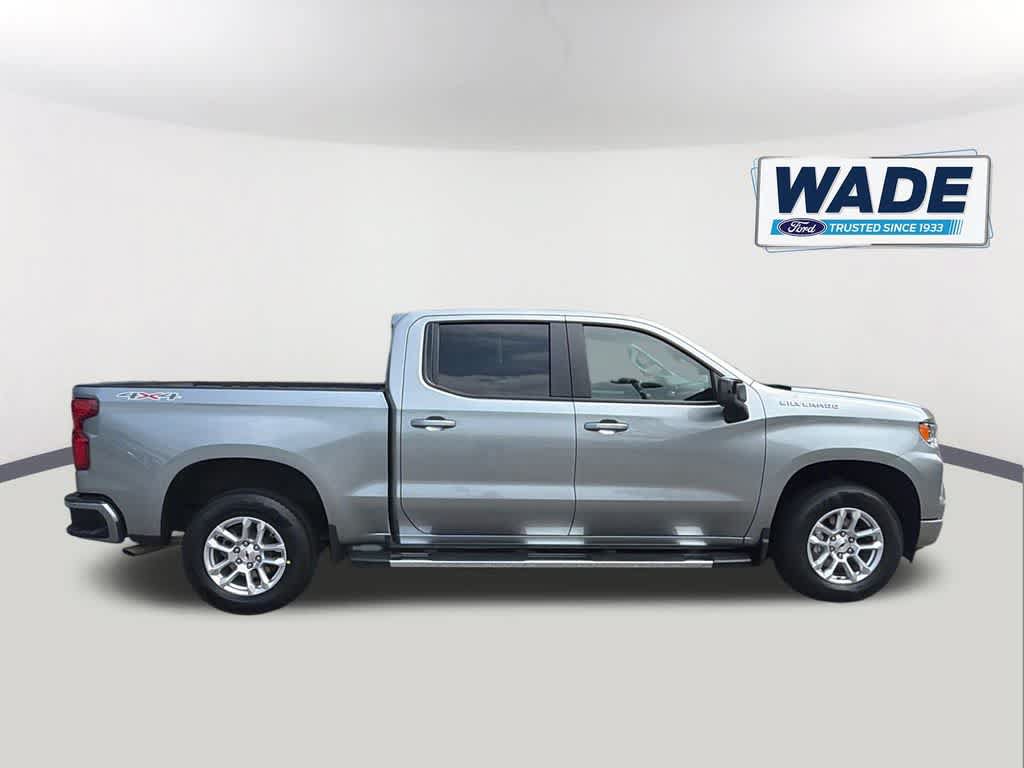 Used 2025 Chevrolet Silverado 1500 RST AWD/4WD image 4